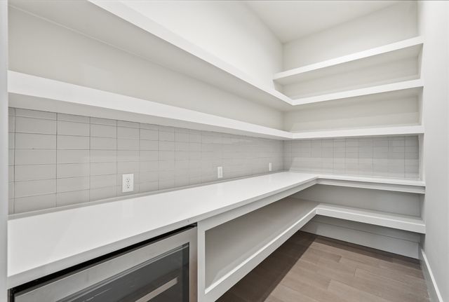 3718 West End Ave Unit 1, Nashville, TN 37205