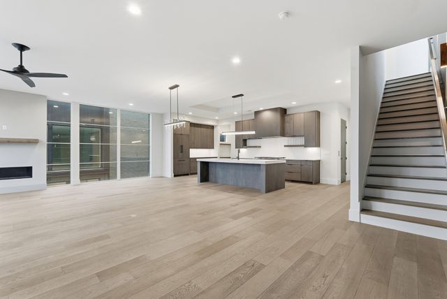 3718 West End Ave Unit 1, Nashville, TN 37205