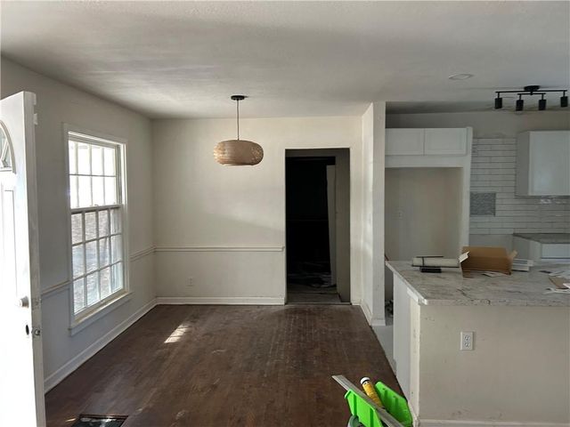 9416 E 64th Street, Raytown, MO 64133