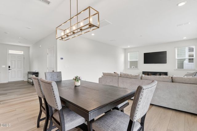 260 Chestnut Oak Lane, Lillington, NC 27546