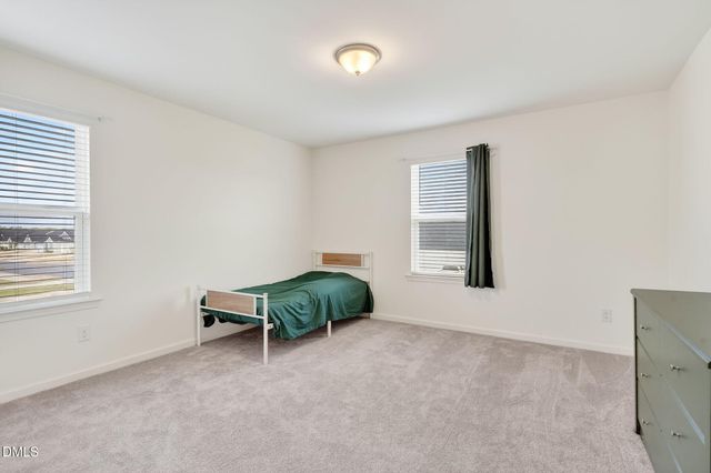 260 Chestnut Oak Lane, Lillington, NC 27546