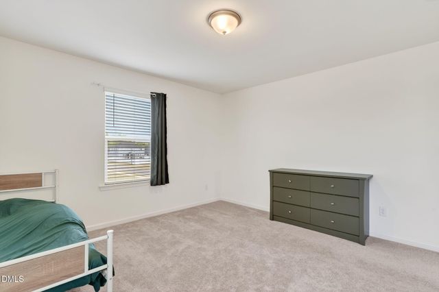 260 Chestnut Oak Lane, Lillington, NC 27546