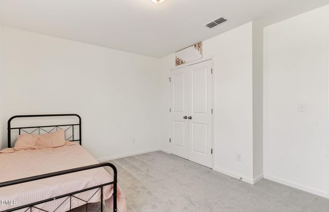 260 Chestnut Oak Lane, Lillington, NC 27546