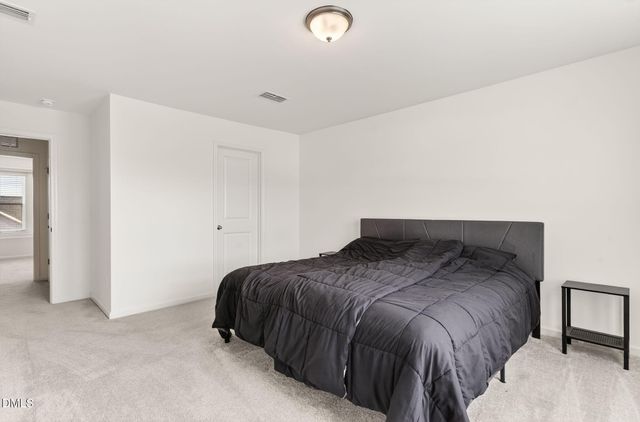 260 Chestnut Oak Lane, Lillington, NC 27546