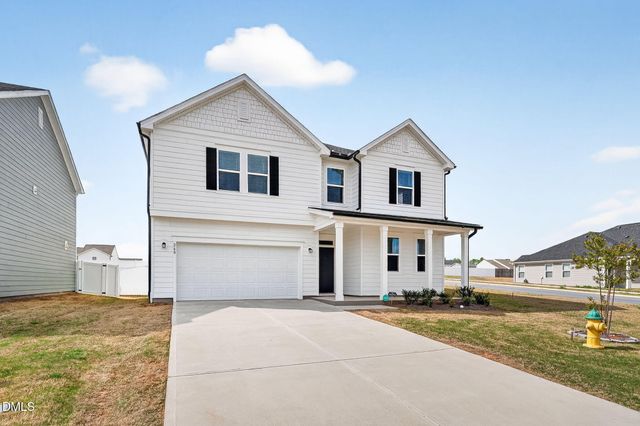 260 Chestnut Oak Lane, Lillington, NC 27546