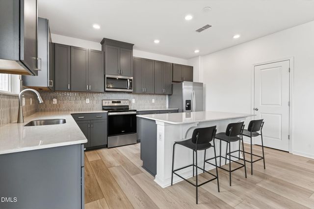 260 Chestnut Oak Lane, Lillington, NC 27546