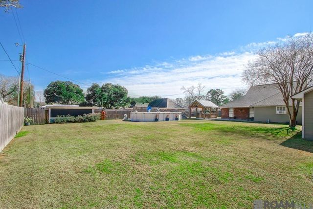 8211 Cecil Dr, Denham Springs, LA 70706