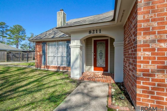8211 Cecil Dr, Denham Springs, LA 70706