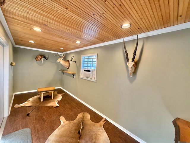 8211 Cecil Dr, Denham Springs, LA 70706