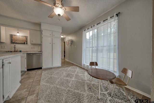 531 Dogwood Ln, Hideaway, TX 75771