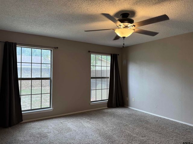 531 Dogwood Ln, Hideaway, TX 75771