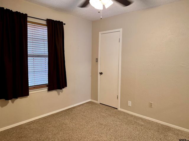 531 Dogwood Ln, Hideaway, TX 75771