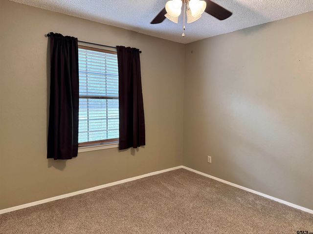 531 Dogwood Ln, Hideaway, TX 75771