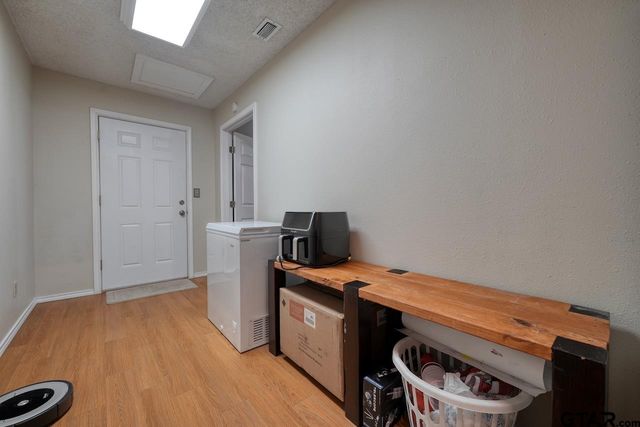 531 Dogwood Ln, Hideaway, TX 75771