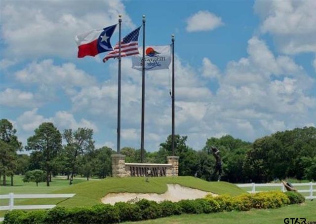 531 Dogwood Ln, Hideaway, TX 75771