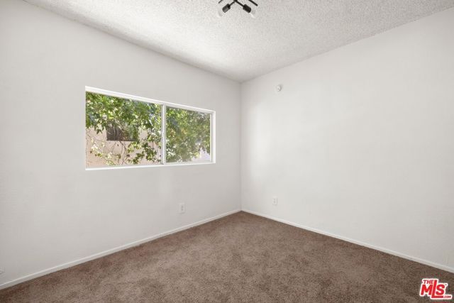 2946 S Western Avenue, Los Angeles, CA 90018