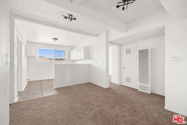 2946 S Western Avenue, Los Angeles, CA 90018