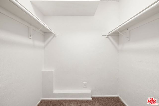 2946 S Western Avenue, Los Angeles, CA 90018
