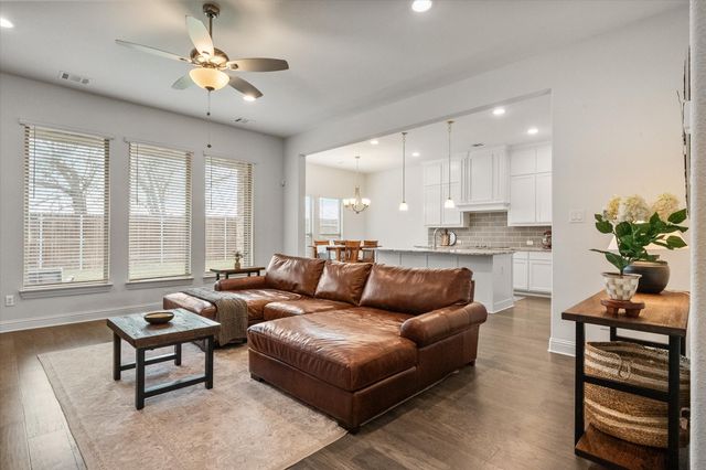 4226 Bel Air Drive, Midlothian, TX 76065