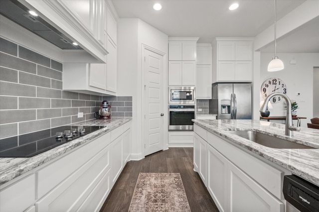 4226 Bel Air Drive, Midlothian, TX 76065