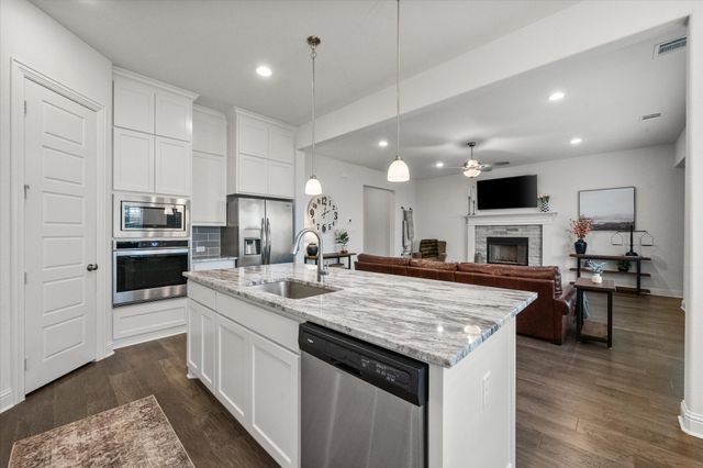 4226 Bel Air Drive, Midlothian, TX 76065