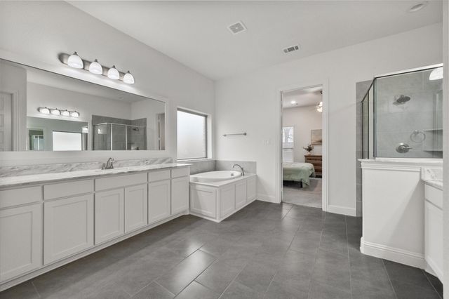 4226 Bel Air Drive, Midlothian, TX 76065