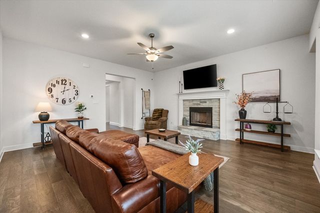 4226 Bel Air Drive, Midlothian, TX 76065