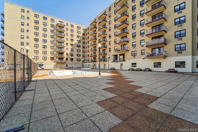 1085 Warburton Avenue 316, Yonkers, NY 10701