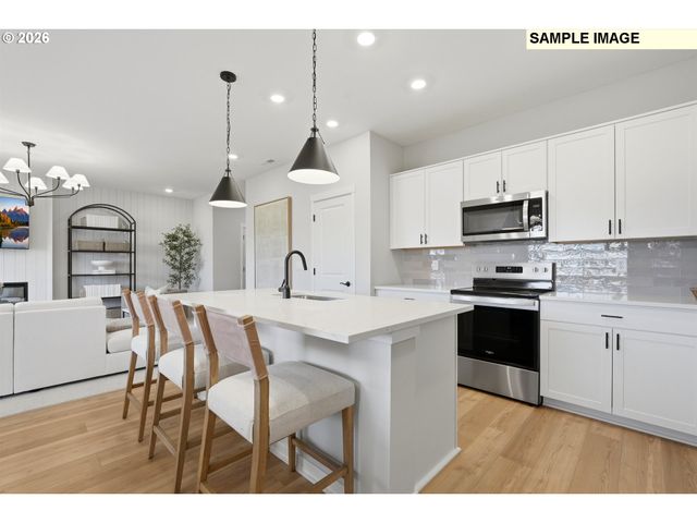 536 Nw Wagon Way, Estacada, OR 97023