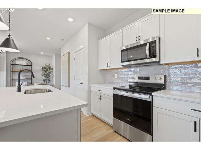536 Nw Wagon Way, Estacada, OR 97023