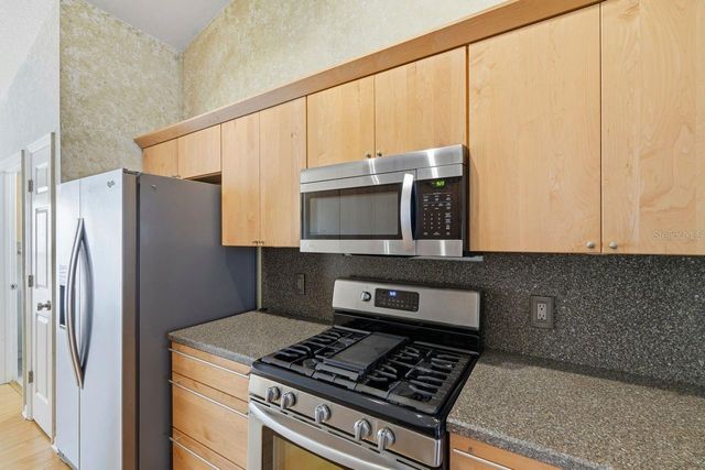 18939 TWINBERRY DRIVE, Tampa, FL 33647