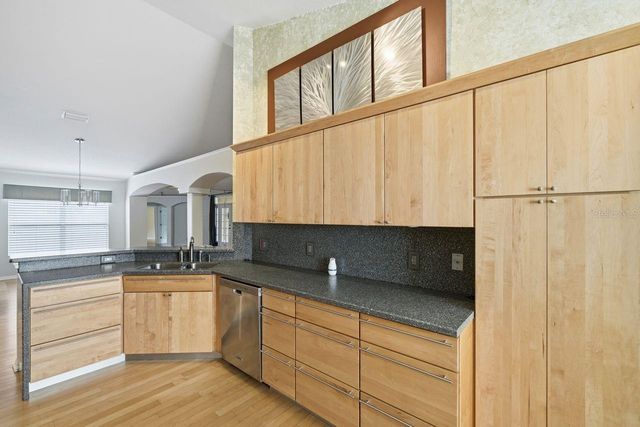 18939 TWINBERRY DRIVE, Tampa, FL 33647