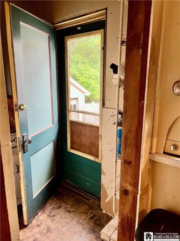 19 Juliet Street, Jamestown, NY 14701