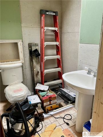 19 Juliet Street, Jamestown, NY 14701