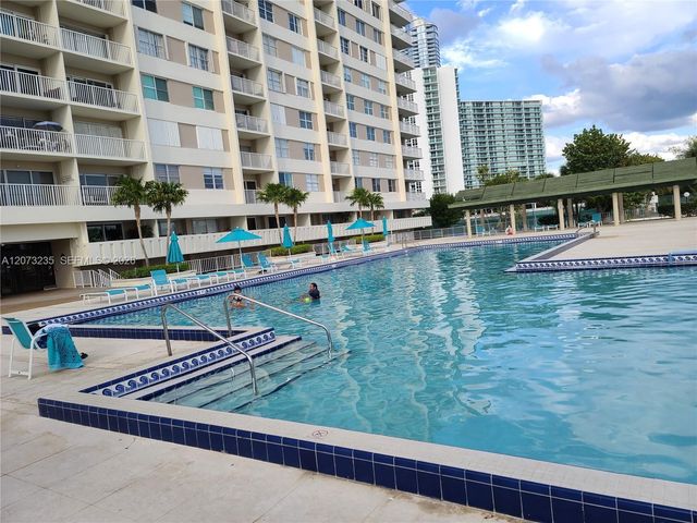 300 Bayview Drive 603, Sunny Isles Beach, FL 33160