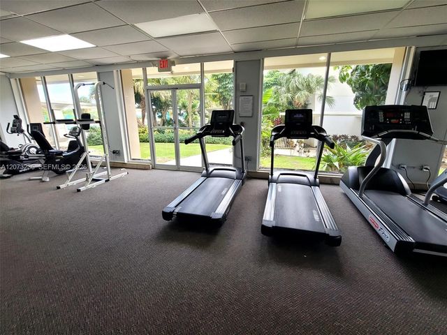 300 Bayview Drive 603, Sunny Isles Beach, FL 33160