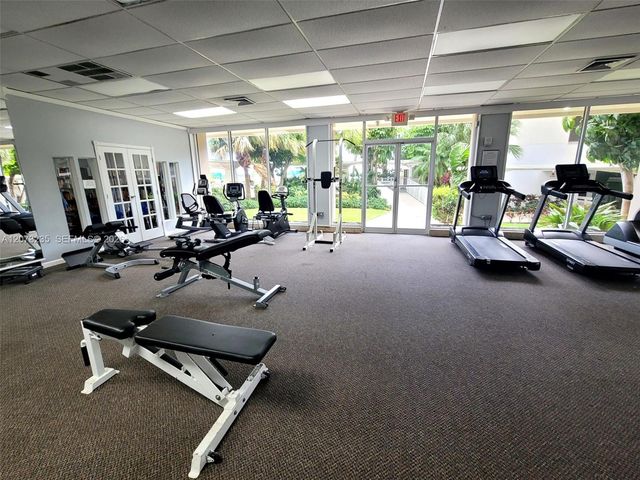300 Bayview Drive 603, Sunny Isles Beach, FL 33160