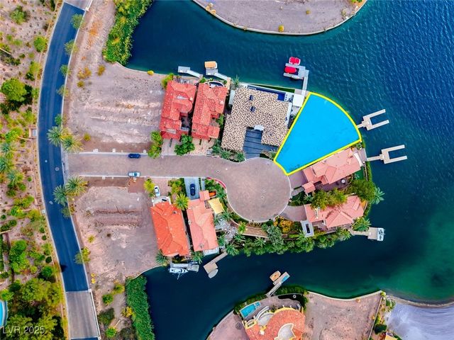 17 Via Del Garda, Henderson, NV 89011