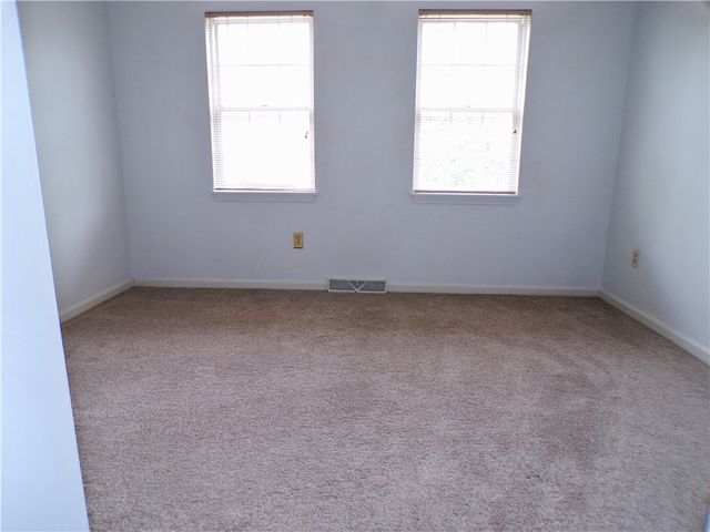 6767 Mars Crider Rd, Seven Fields Boro, PA 16046
