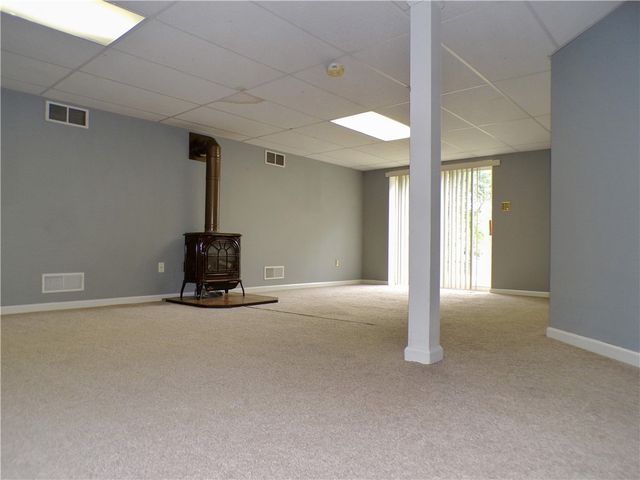 6767 Mars Crider Rd, Seven Fields Boro, PA 16046