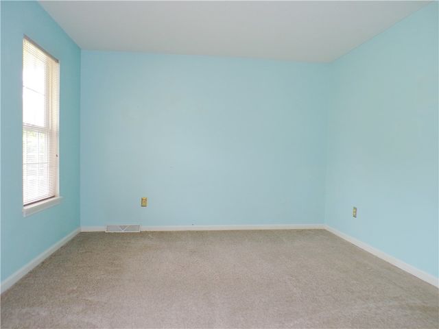6767 Mars Crider Rd, Seven Fields Boro, PA 16046