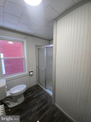 758 W WALNUT ST, Pottsville, PA 17901