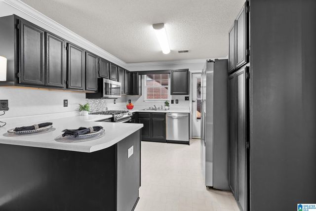 1824 STONEHENGE DRIVE, Center Point, AL 35215