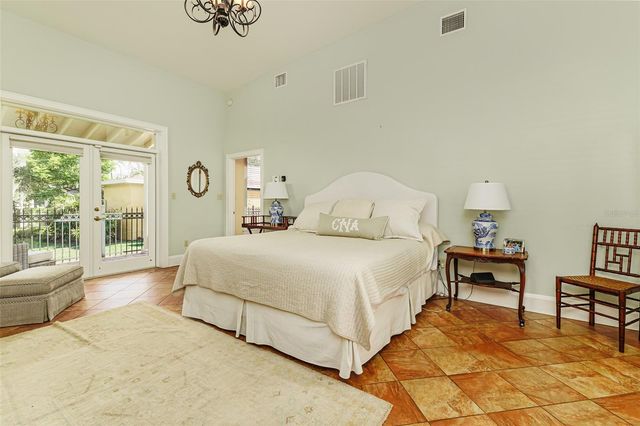 327 MIRAMAR ROAD, Lakeland, FL 33803