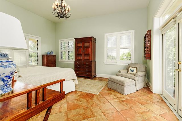 327 MIRAMAR ROAD, Lakeland, FL 33803