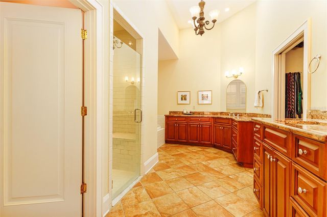 327 MIRAMAR ROAD, Lakeland, FL 33803