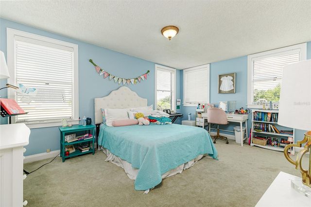 327 MIRAMAR ROAD, Lakeland, FL 33803