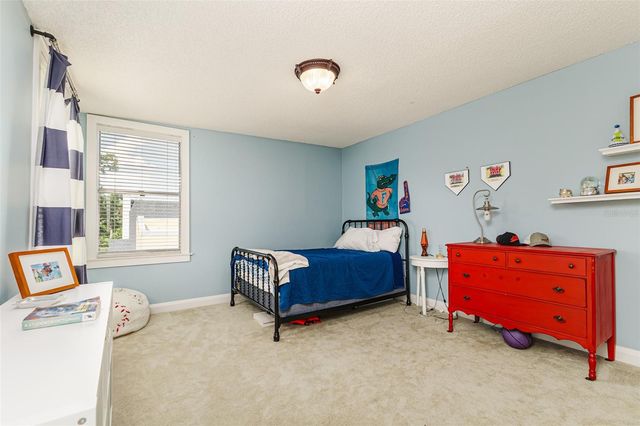327 MIRAMAR ROAD, Lakeland, FL 33803