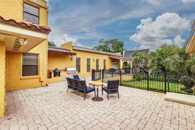 327 MIRAMAR ROAD, Lakeland, FL 33803