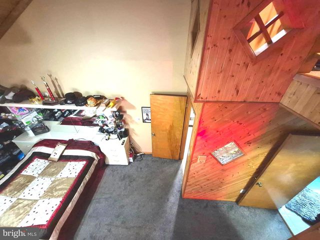 8908 SPRINGVIEW RD, Philadelphia, PA 19111